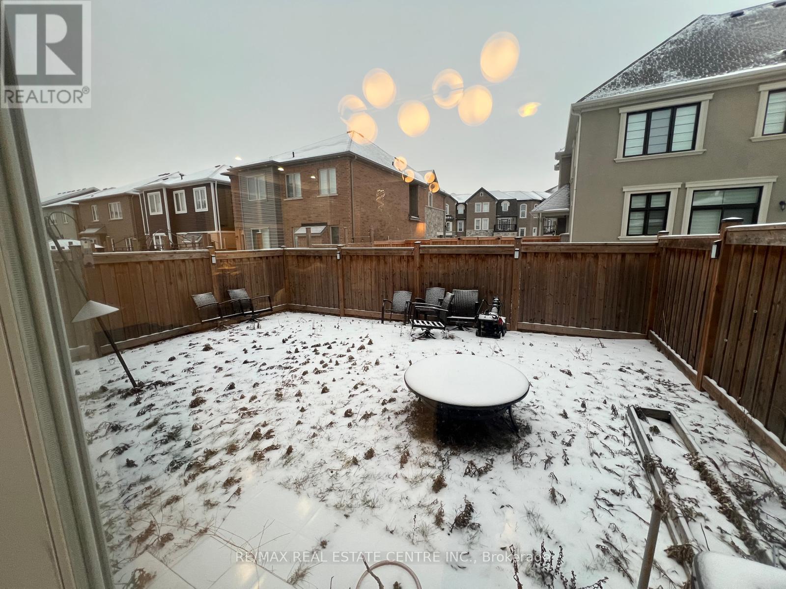 1300 Basswood Crescent, Milton, Ontario  L9T 7E7 - Photo 47 - W12650970