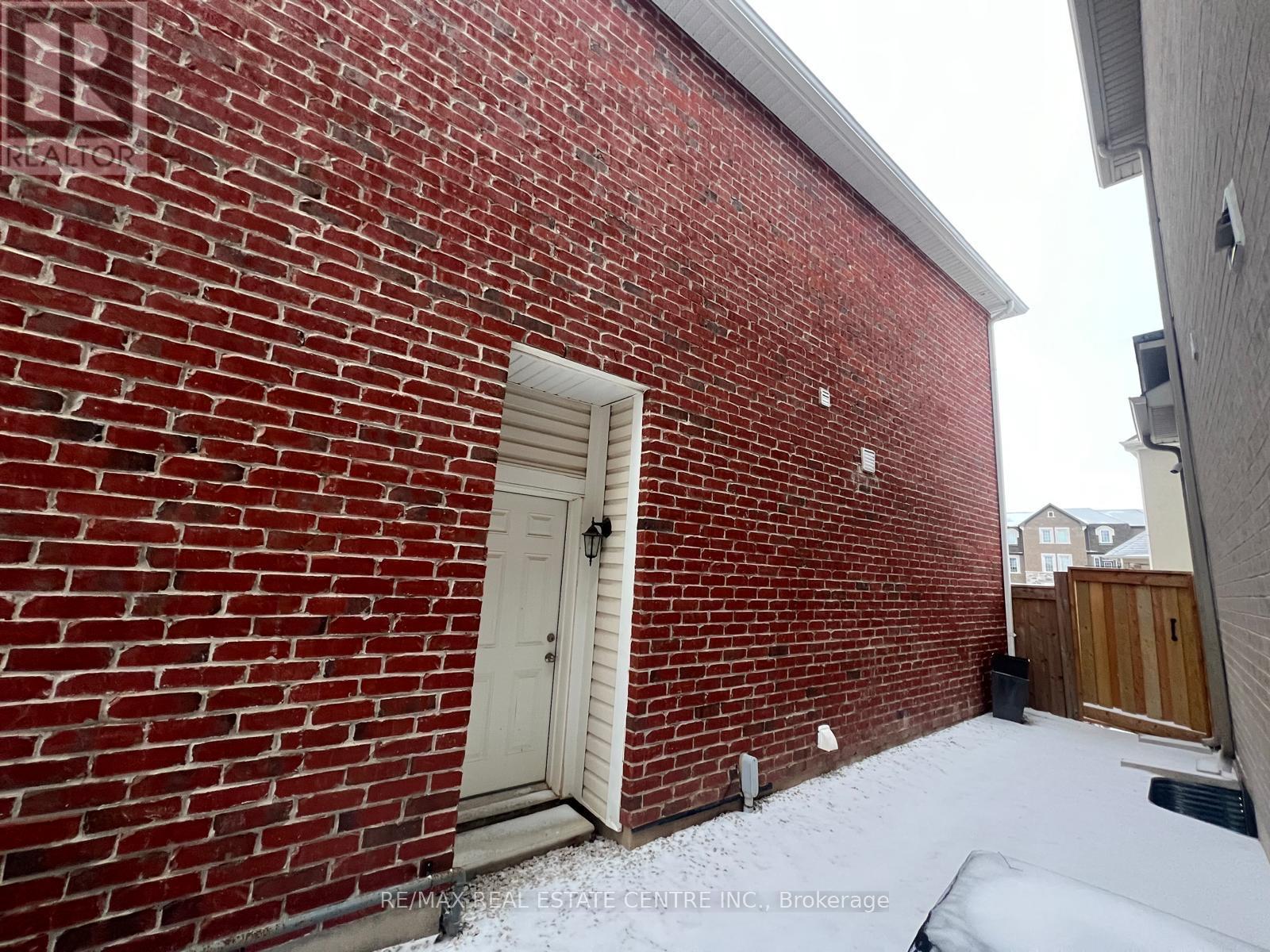 1300 Basswood Crescent, Milton, Ontario  L9T 7E7 - Photo 45 - W12650970