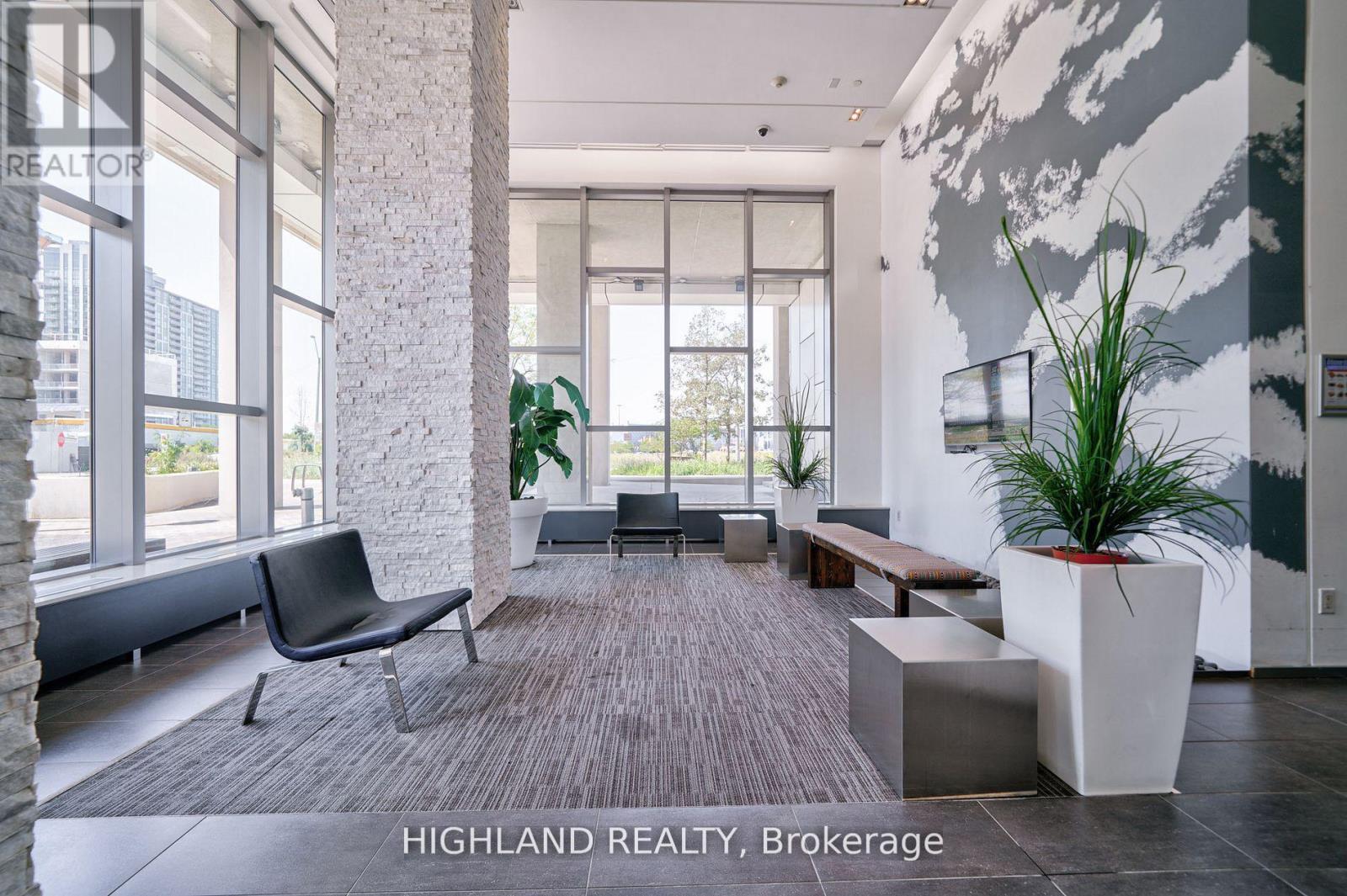 2807 - 360 Square One Drive, Mississauga, Ontario  L5B 0E6 - Photo 4 - W12652174