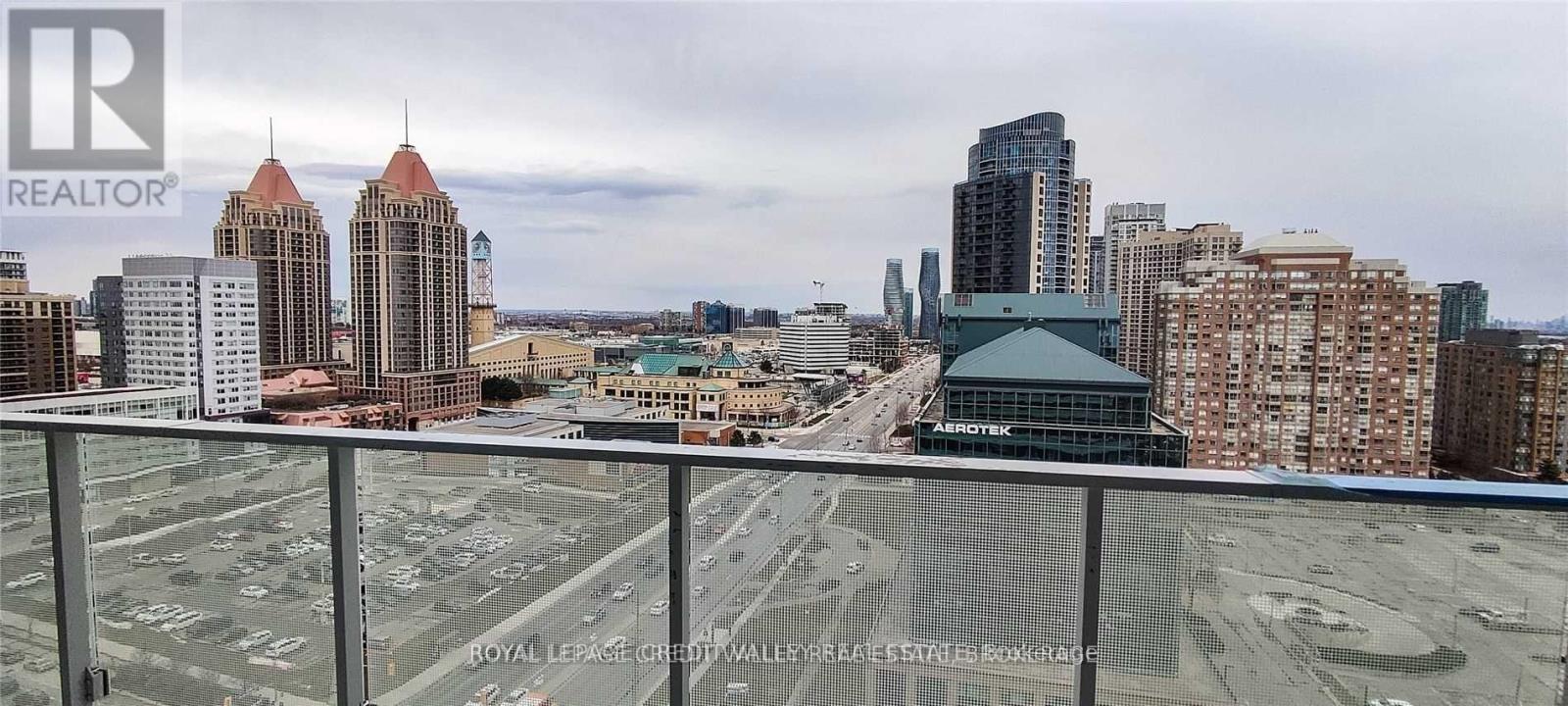 1413 - 3900 Confederation Parkway, Mississauga, Ontario  L5B 0M3 - Photo 14 - W12652182