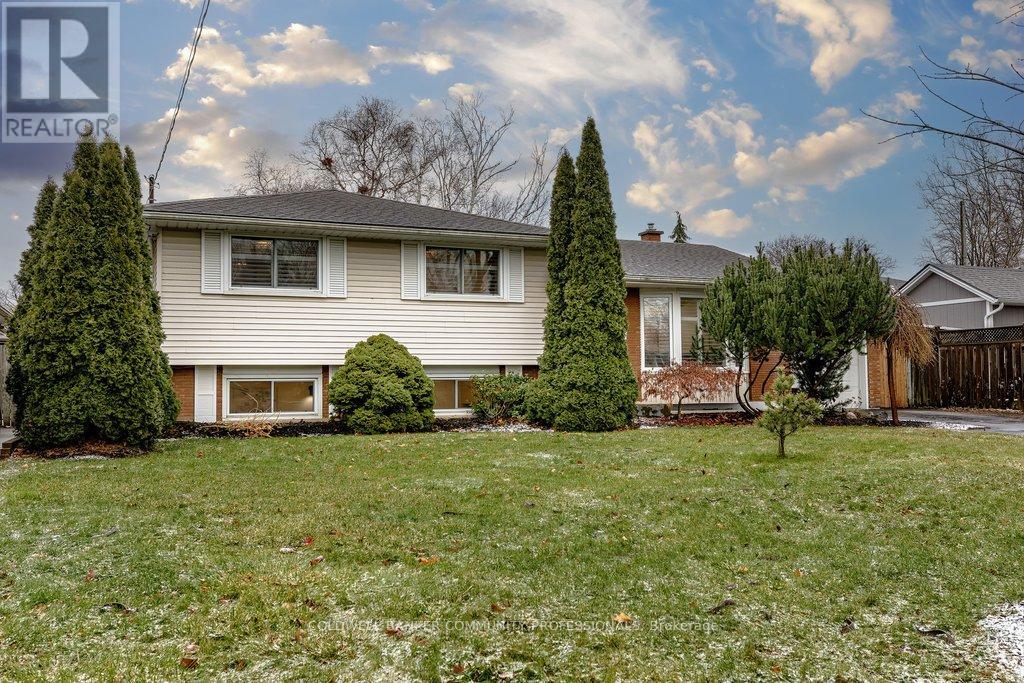 16 Old Oxford Road, St. Catharines, Ontario  L2M 2J9 - Photo 2 - X12652198