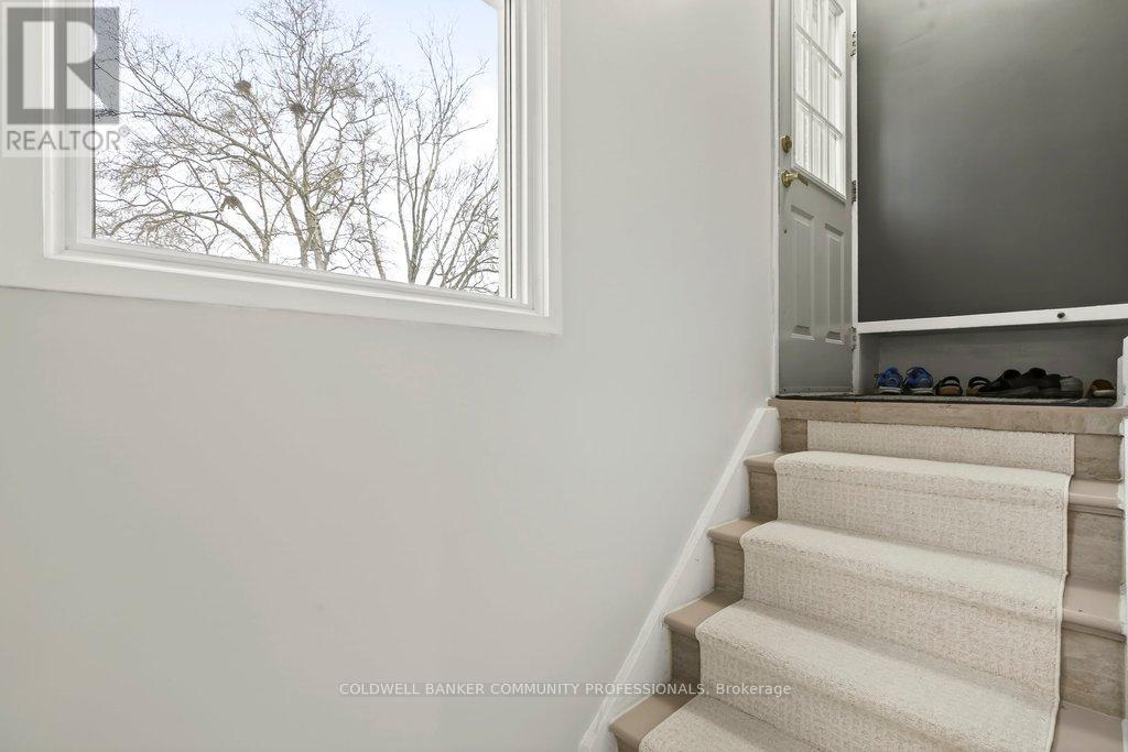 16 Old Oxford Road, St. Catharines, Ontario  L2M 2J9 - Photo 32 - X12652198