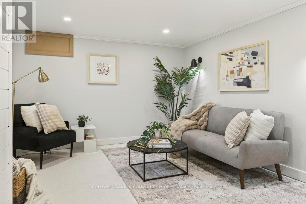 16 Old Oxford Road, St. Catharines, Ontario  L2M 2J9 - Photo 33 - X12652198