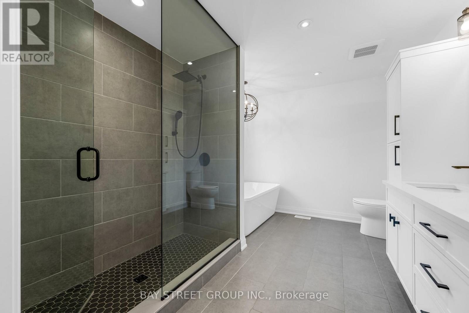 402 Aqueduct Street, Welland, Ontario  L3C 1E1 - Photo 30 - X12652202