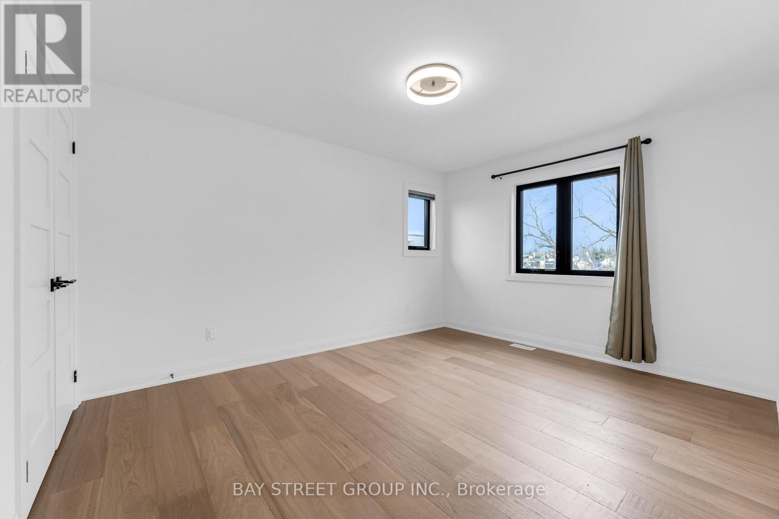 402 Aqueduct Street, Welland, Ontario  L3C 1E1 - Photo 32 - X12652202