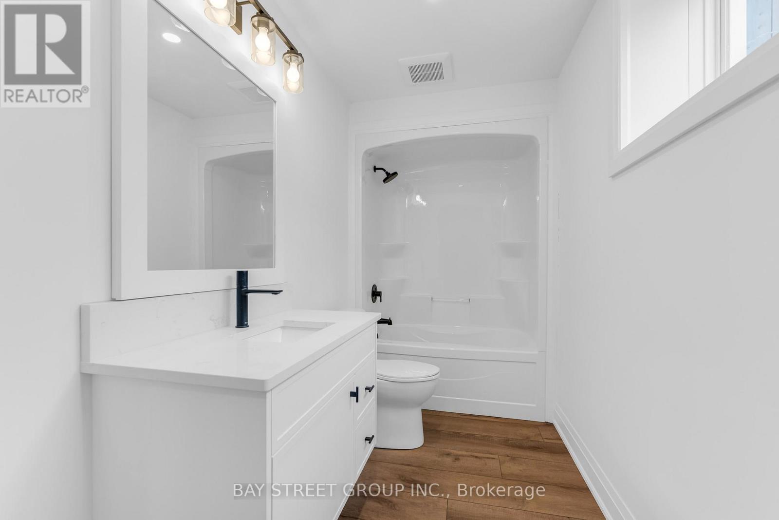 402 Aqueduct Street, Welland, Ontario  L3C 1E1 - Photo 43 - X12652202