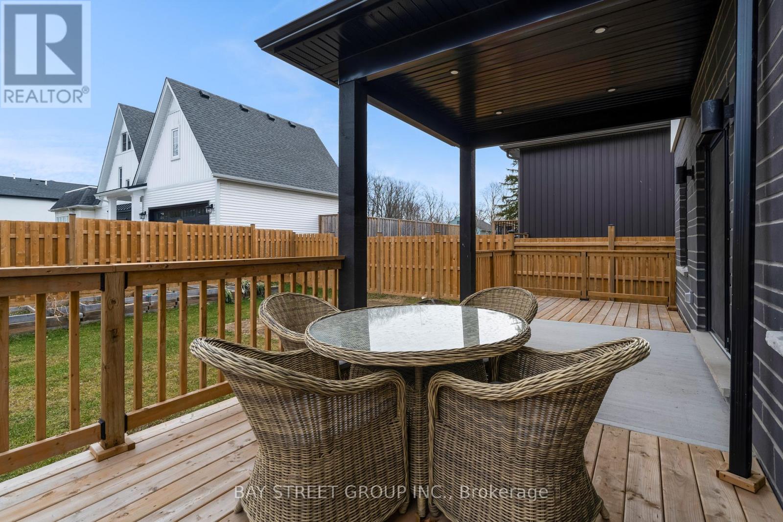 402 Aqueduct Street, Welland, Ontario  L3C 1E1 - Photo 46 - X12652202