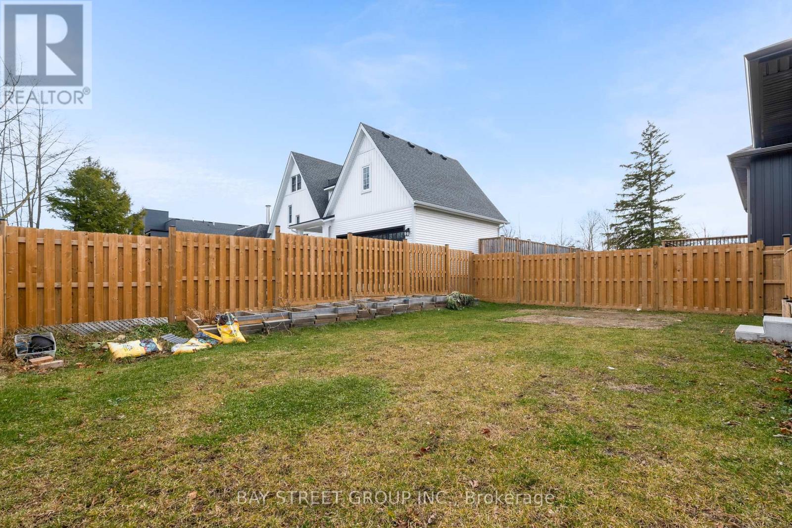 402 Aqueduct Street, Welland, Ontario  L3C 1E1 - Photo 48 - X12652202