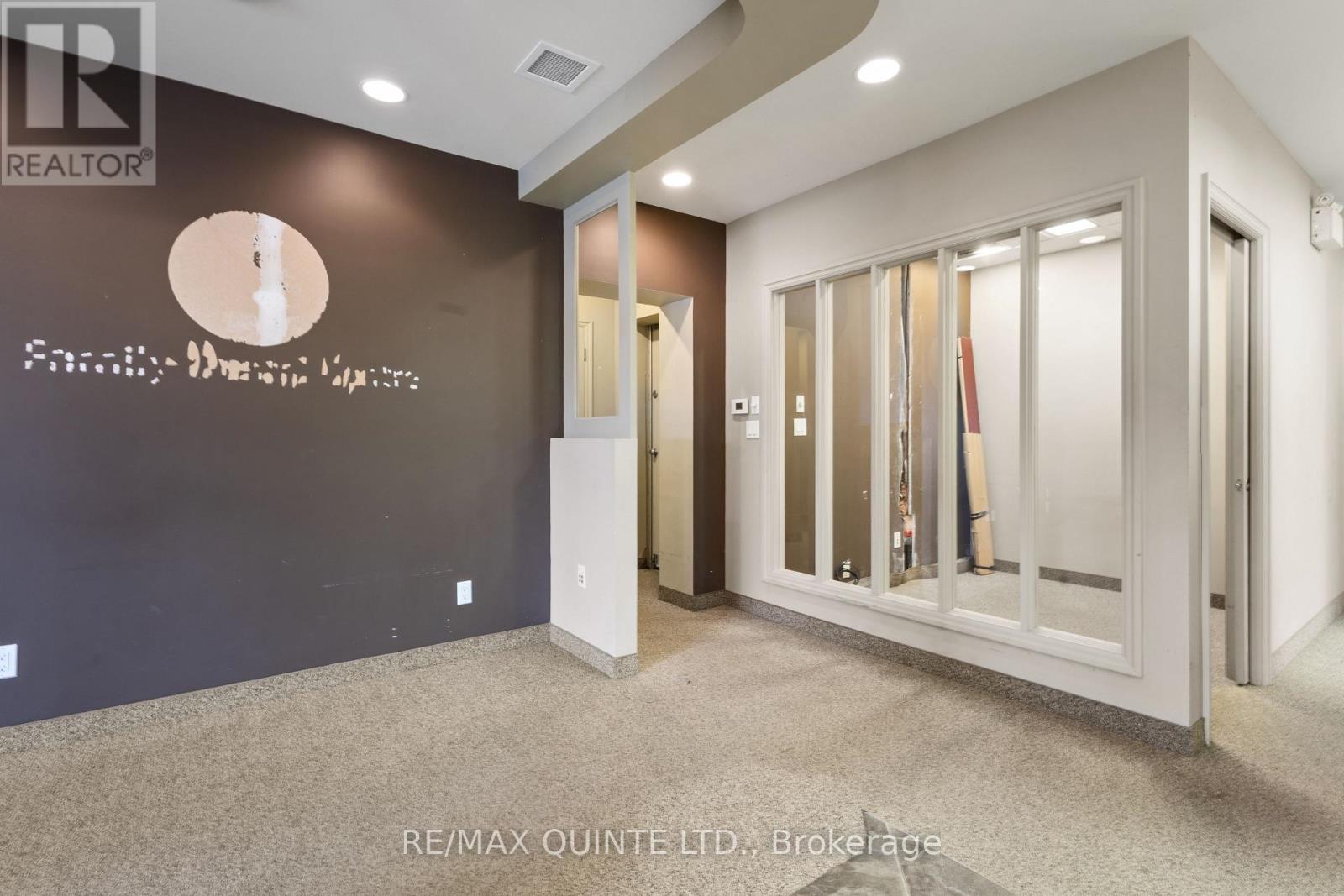 B - 66 Dundas Street E, Belleville, Ontario  K8N 1C1 - Photo 16 - X12652234