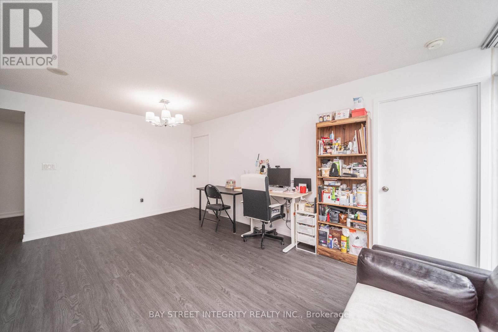 1103 - 25 Capreol Court, Toronto, Ontario  M5V 3Z7 - Photo 12 - C12652208