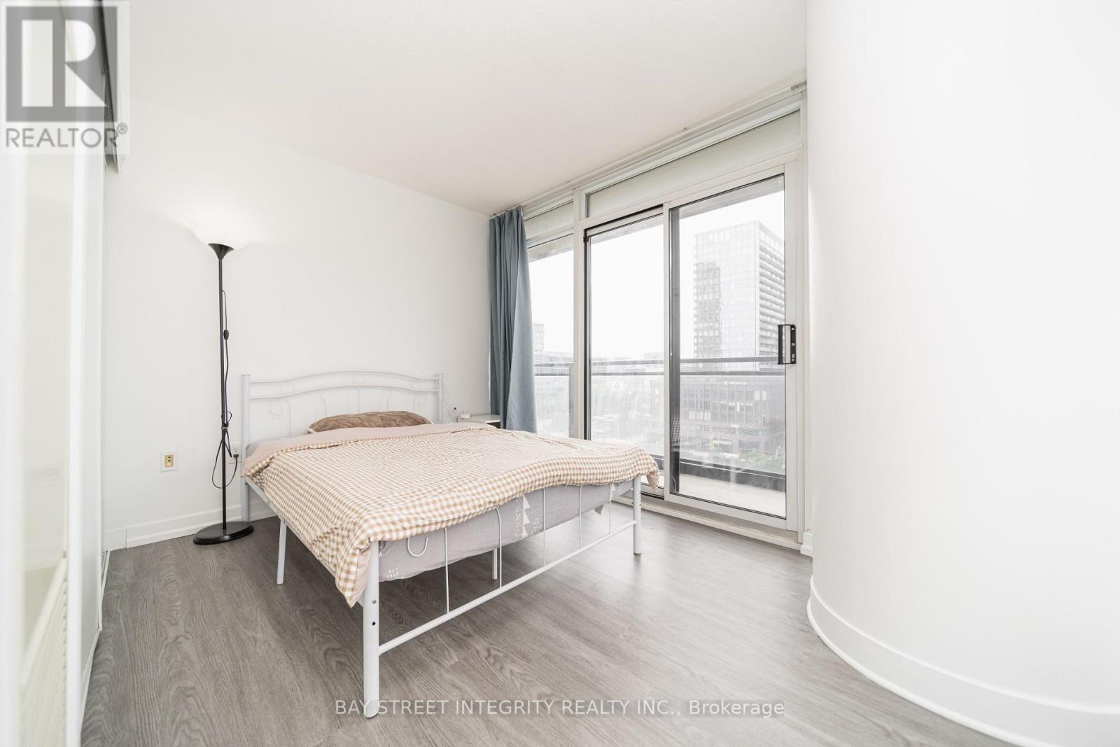 1103 - 25 Capreol Court, Toronto, Ontario  M5V 3Z7 - Photo 18 - C12652208