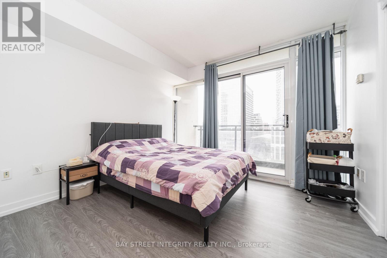 1103 - 25 Capreol Court, Toronto, Ontario  M5V 3Z7 - Photo 22 - C12652208