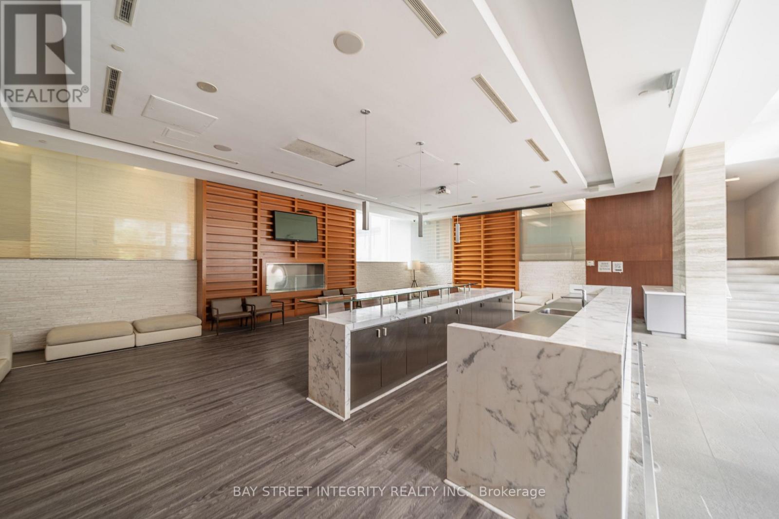 1103 - 25 Capreol Court, Toronto, Ontario  M5V 3Z7 - Photo 31 - C12652208