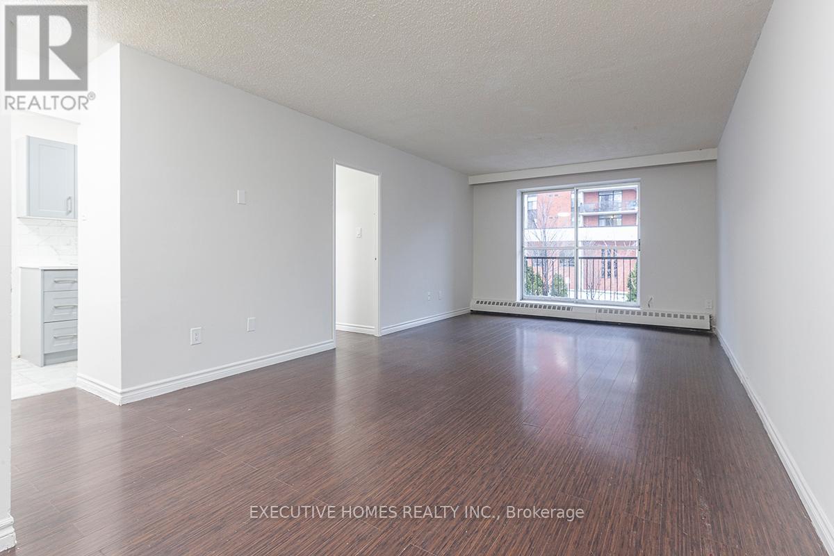 1690 Victoria Park Avenue, Toronto, Ontario  M1R 1R1 - Photo 6 - C12652272