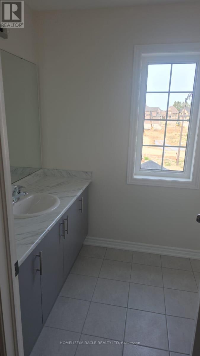 33 Fenn Crescent, New Tecumseth, Ontario  L9R 0X3 - Photo 10 - N12652246