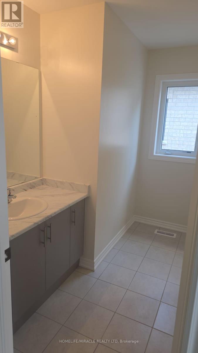 33 Fenn Crescent, New Tecumseth, Ontario  L9R 0X3 - Photo 6 - N12652246