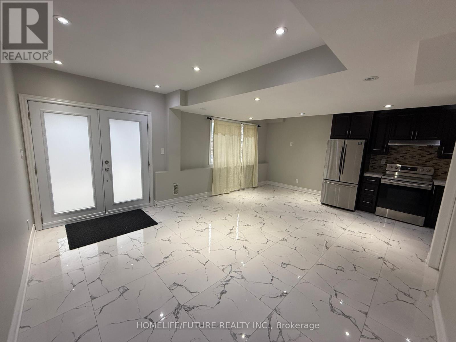 Bsmt - 133 Hurst Drive, Ajax, Ontario  L1T 0N9 - Photo 2 - E12636920