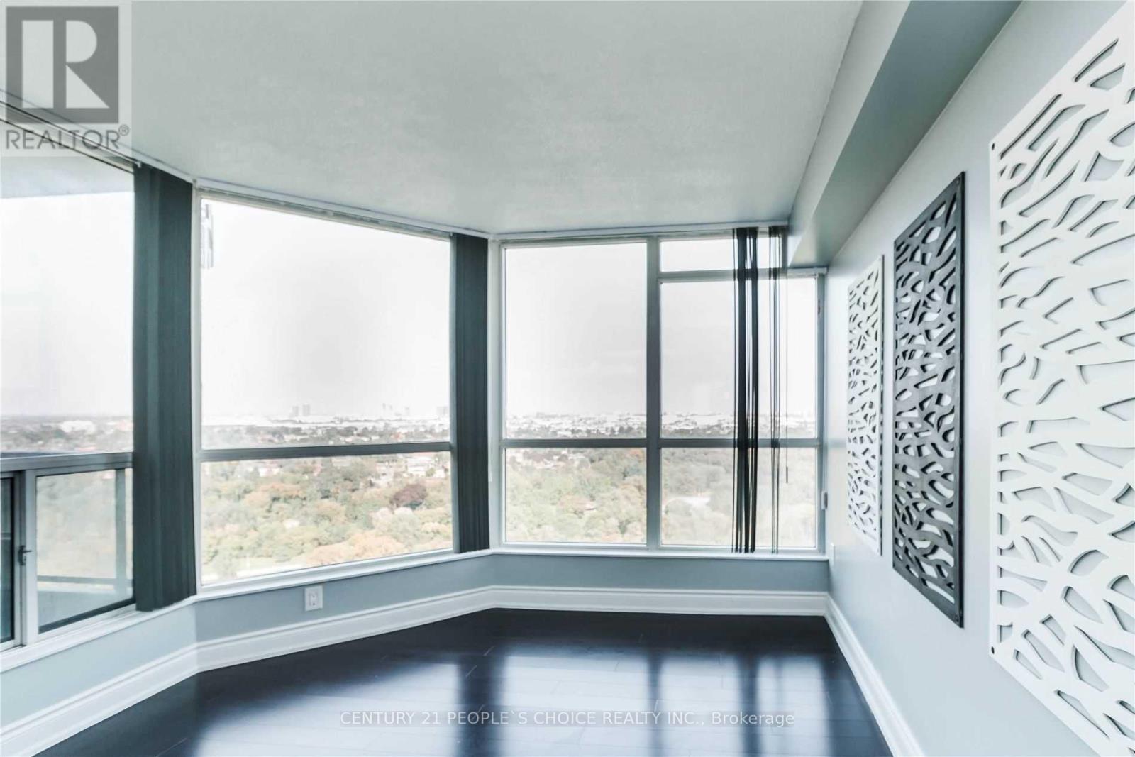 1605 - 3 Rowntree Road, Toronto, Ontario  M9V 5G8 - Photo 4 - W12652210