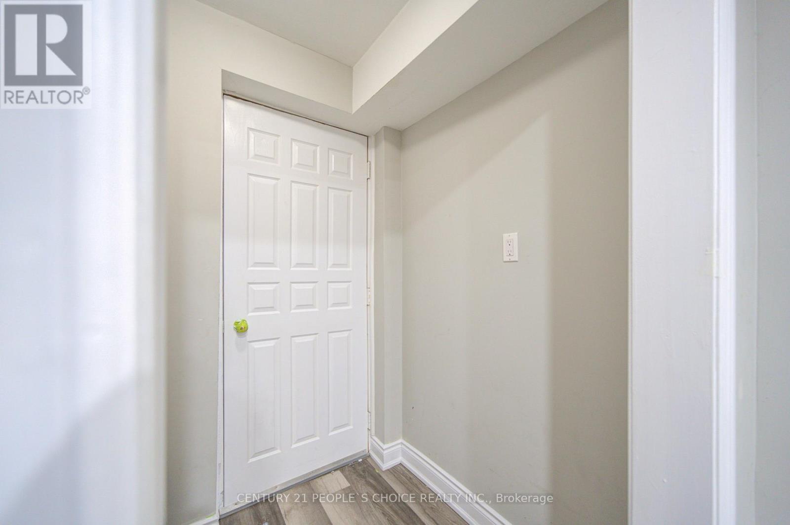 769 Fable Crescent, Mississauga, Ontario  L5W 1S1 - Photo 39 - W12652220