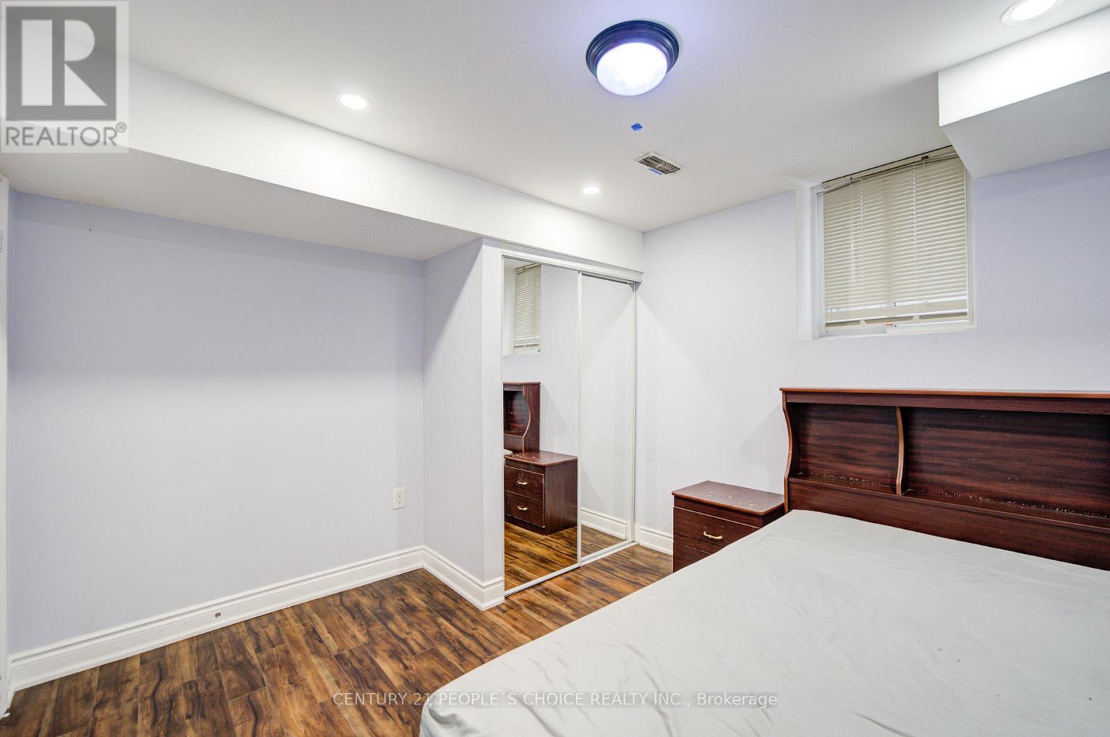 769 Fable Crescent, Mississauga, Ontario  L5W 1S1 - Photo 46 - W12652220