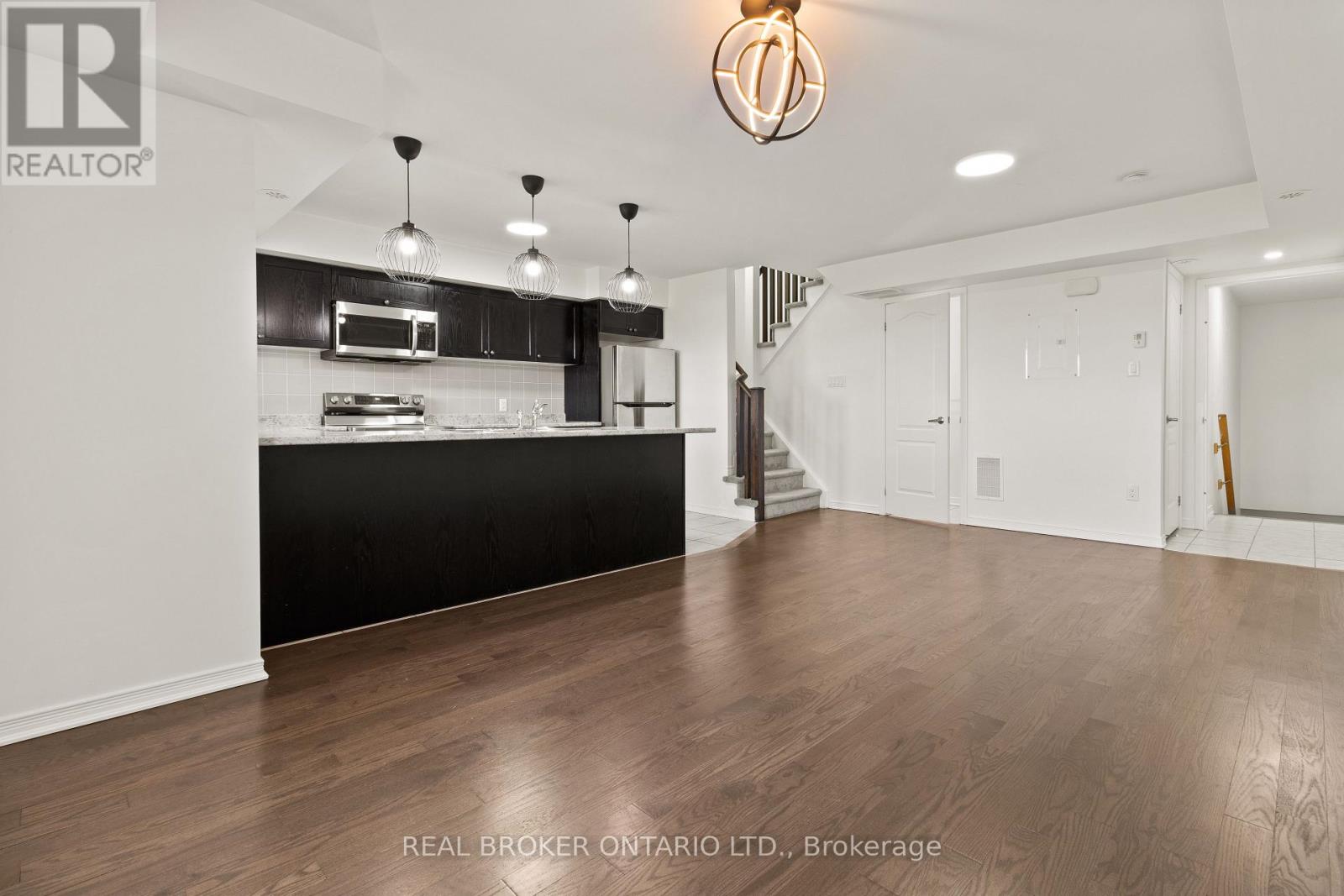 42 - 2441 Greenwich Drive N, Oakville, Ontario  L6M 0S3 - Photo 8 - W12652236