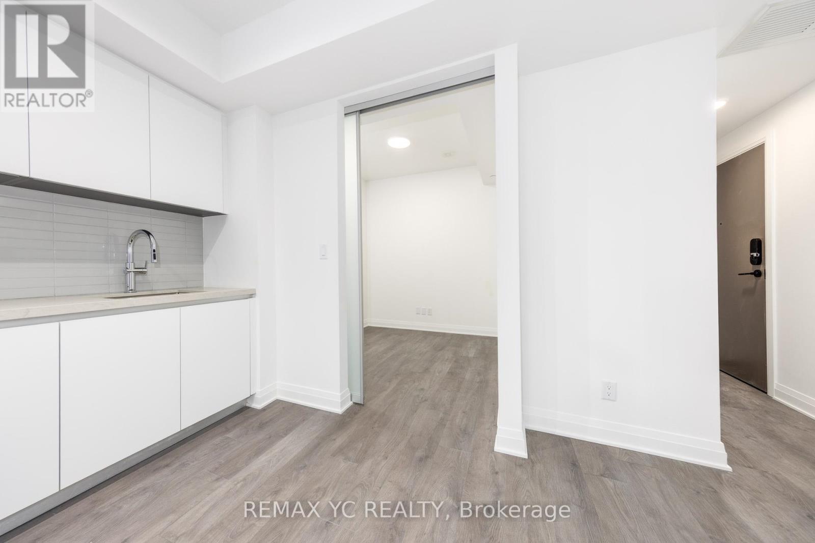 905 - 4015 The Exchange, Mississauga, Ontario  L5B 0N9 - Photo 12 - W12652238