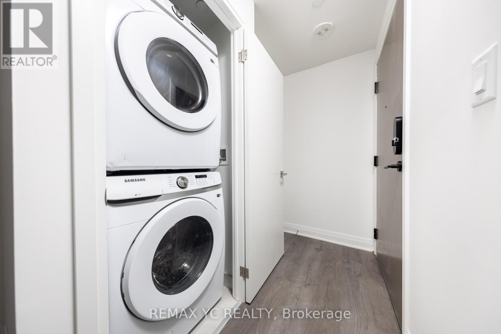 905 - 4015 The Exchange, Mississauga, Ontario  L5B 0N9 - Photo 17 - W12652238