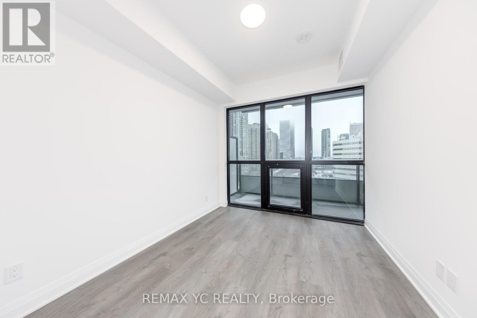 905 - 4015 The Exchange, Mississauga, Ontario  L5B 0N9 - Photo 8 - W12652238