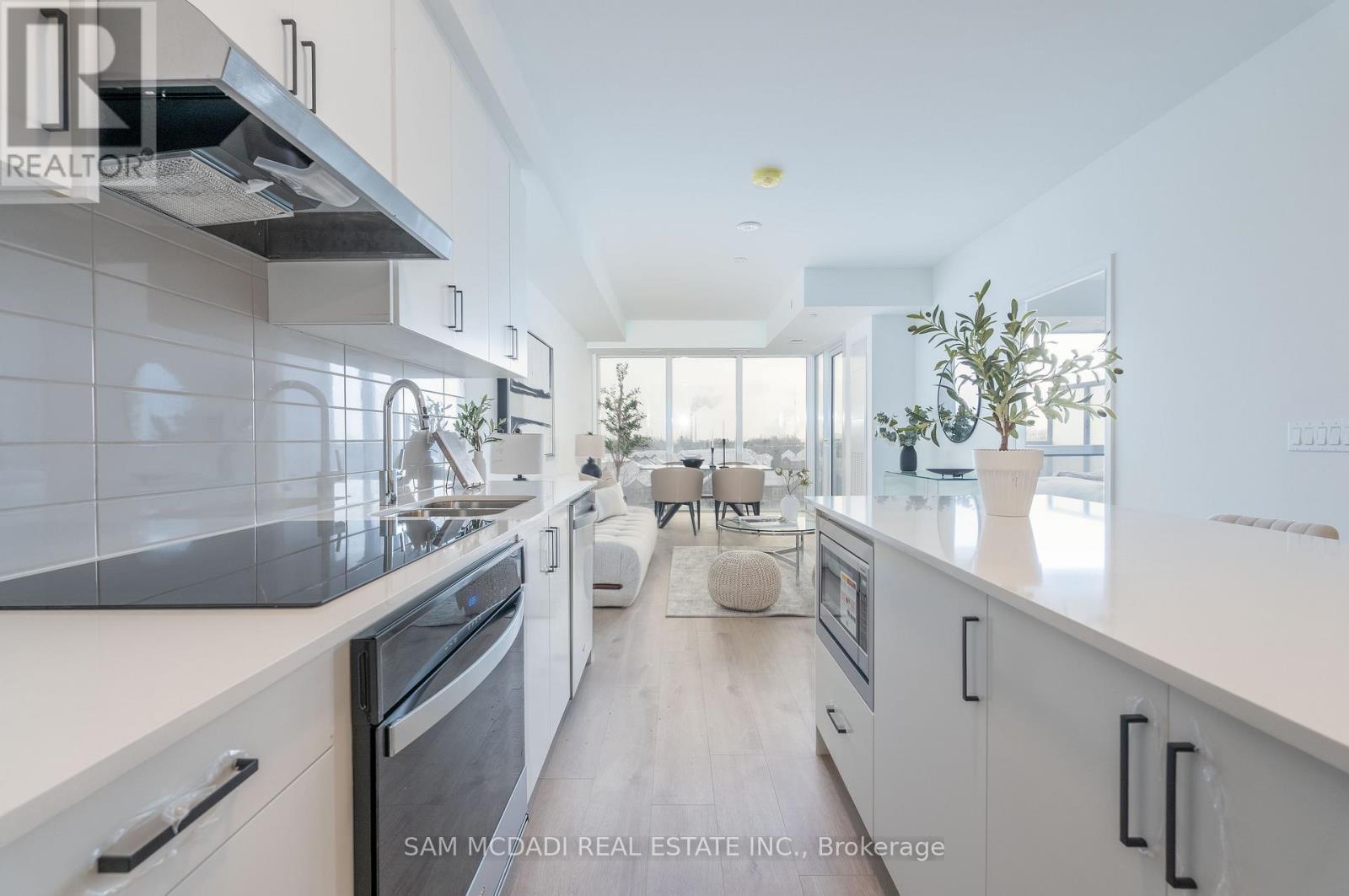 606 - 1035 Southdown Road, Mississauga, Ontario  L5J 0A2 - Photo 6 - W12652264