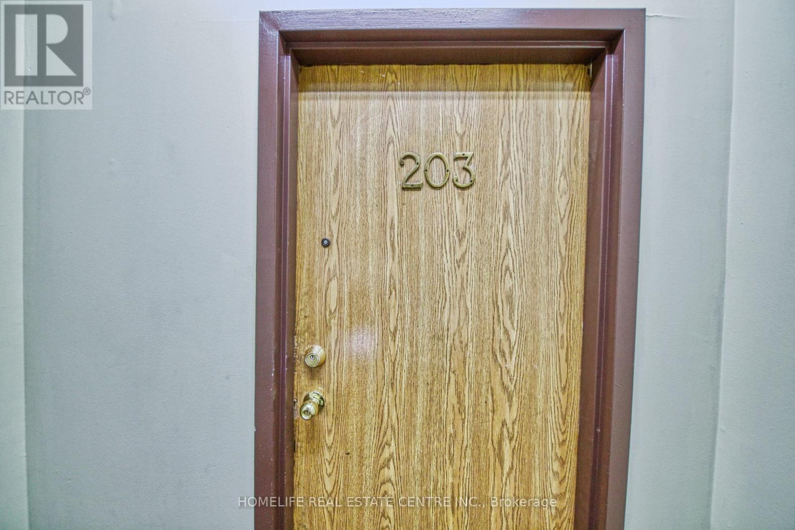 203 - 223 JAMESON AVENUE, Toronto, Ontario