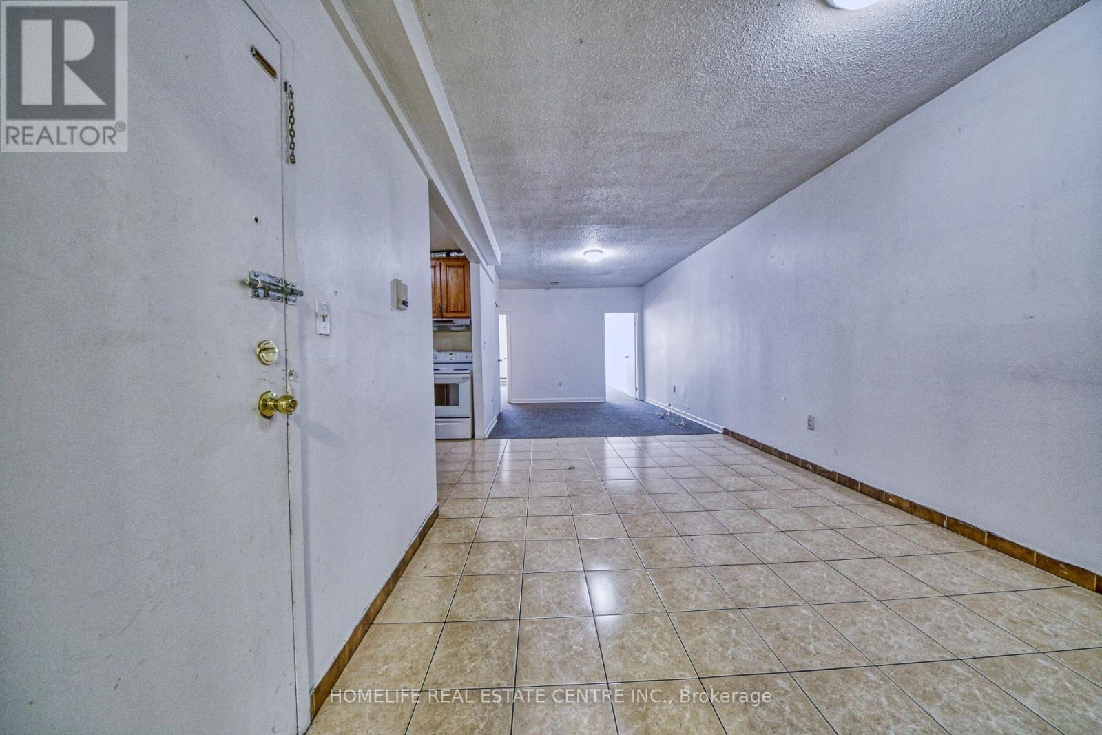 203 - 223 Jameson Avenue, Toronto, Ontario  M6K 2Y7 - Photo 10 - W12652274