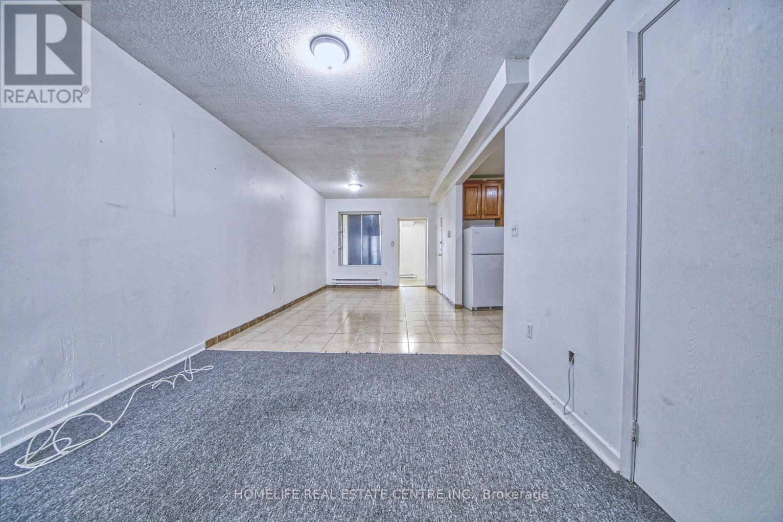 203 - 223 Jameson Avenue, Toronto, Ontario  M6K 2Y7 - Photo 22 - W12652274