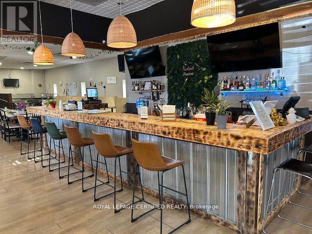 44 Macdonell Street, Guelph, Ontario  N1H 2Z3 - Photo 4 - X12652230