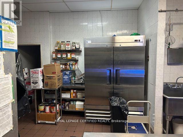 44 Macdonell Street, Guelph, Ontario  N1H 2Z3 - Photo 7 - X12652230