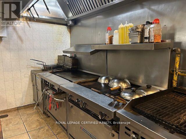 44 Macdonell Street, Guelph, Ontario  N1H 2Z3 - Photo 8 - X12652230