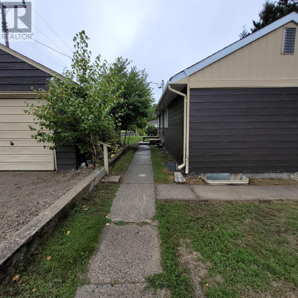 22 & 24 Mona Dr, Manitouwadge, Ontario  P0T 2C0 - Photo 32 - TB252830