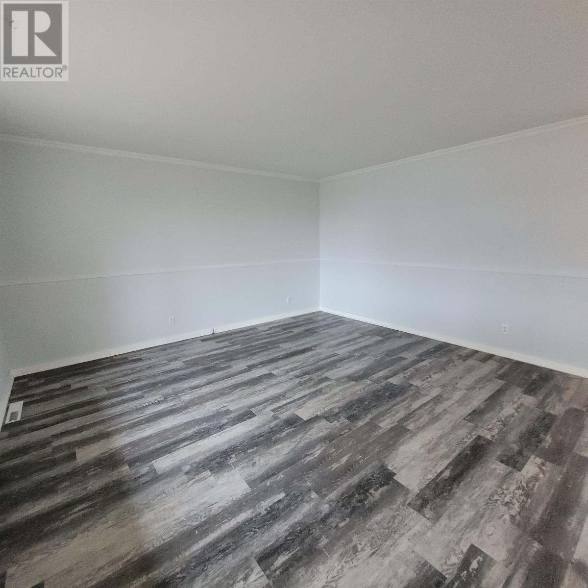 22 & 24 Mona Dr, Manitouwadge, Ontario  P0T 2C0 - Photo 7 - TB252830