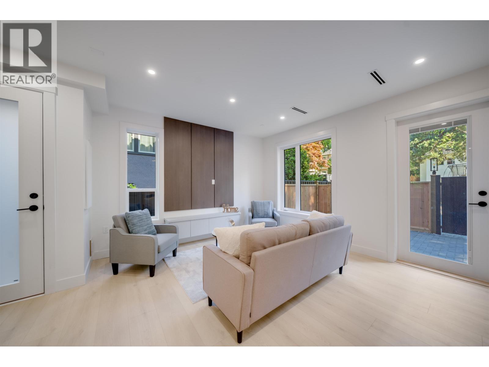 4 3836 W 8th Avenue, Vancouver, British Columbia  V6R 1Z4 - Photo 6 - R3075058