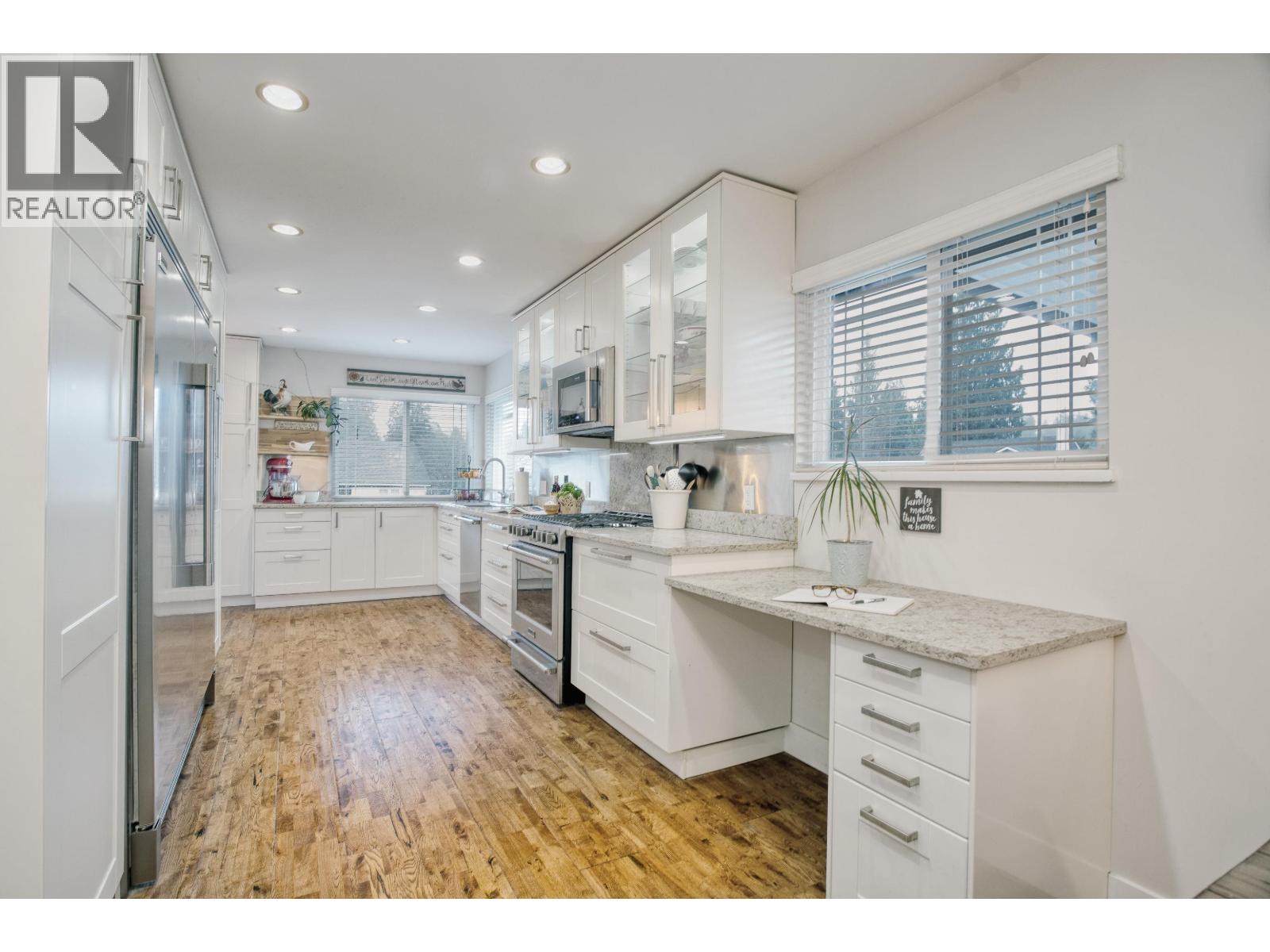 1096 Glade Court, Port Coquitlam, British Columbia  V3B 1R3 - Photo 4 - R3075049