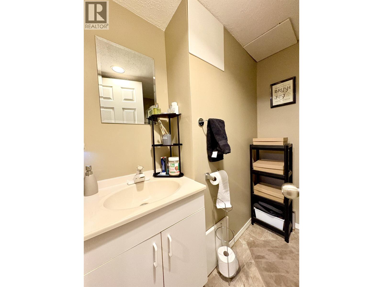 8069 Rochester Crescent, Prince George, British Columbia  V2N 3W9 - Photo 18 - R3075024