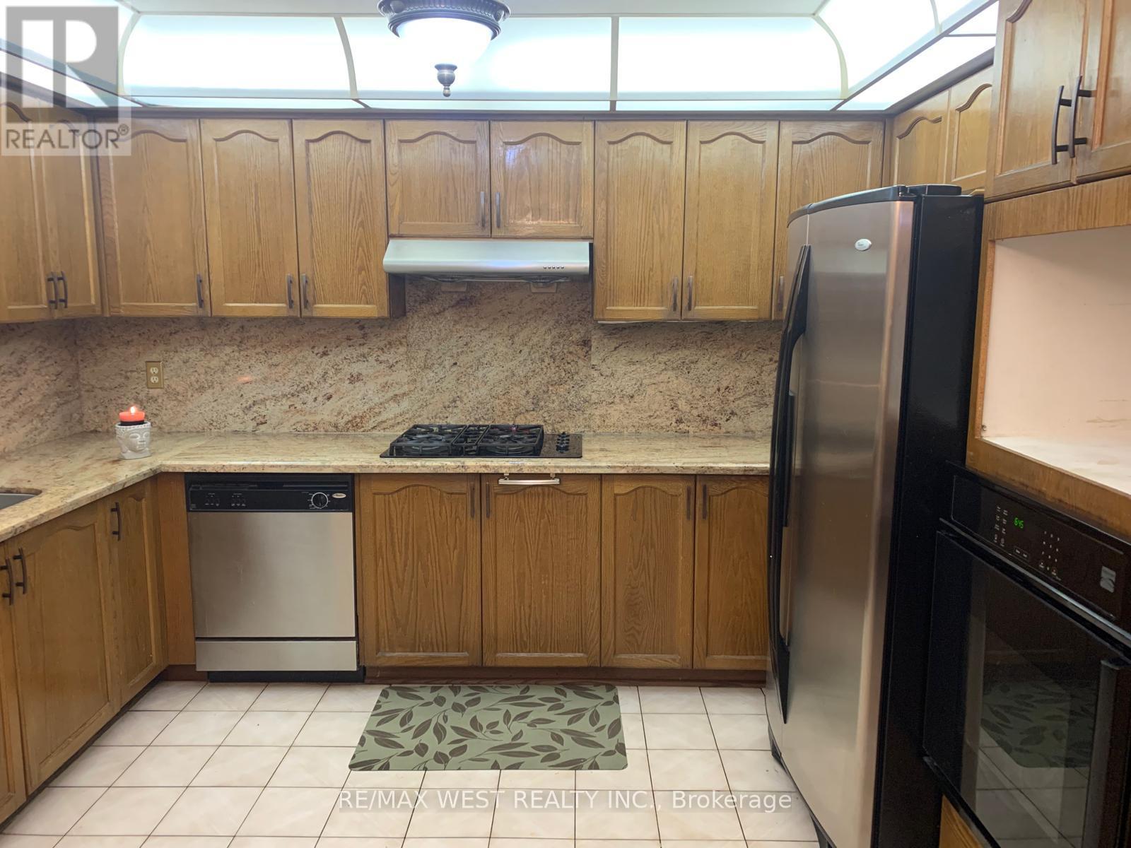 18 David Drive, Toronto, Ontario  M1E 5E4 - Photo 2 - E12652312