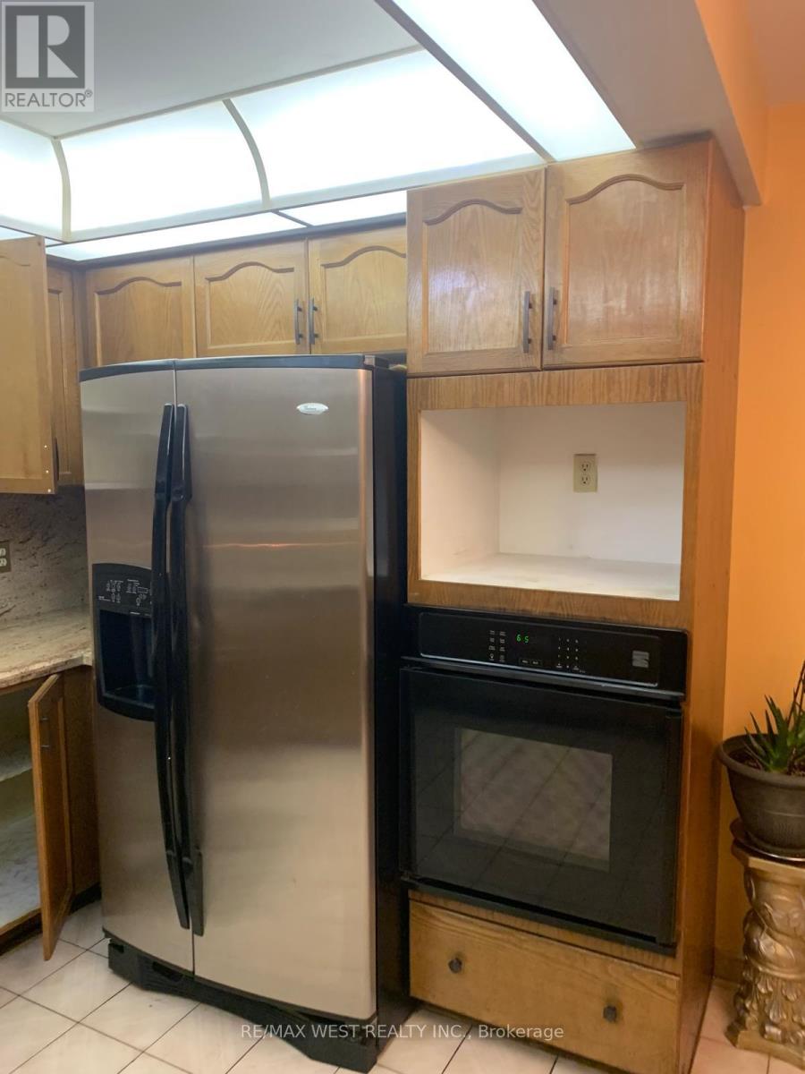 18 David Drive, Toronto, Ontario  M1E 5E4 - Photo 3 - E12652312