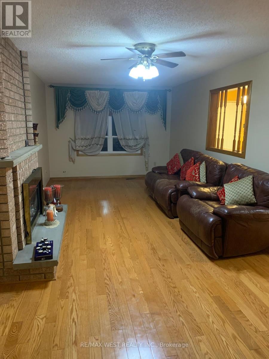 18 David Drive, Toronto, Ontario  M1E 5E4 - Photo 5 - E12652312