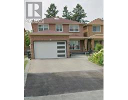 18 DAVID DRIVE, Toronto, Ontario