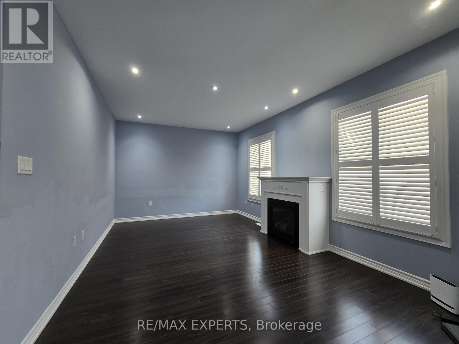 66 Hopkins Crescent, Bradford West Gwillimbury, Ontario  L3Z 0R7 - Photo 7 - N12652290