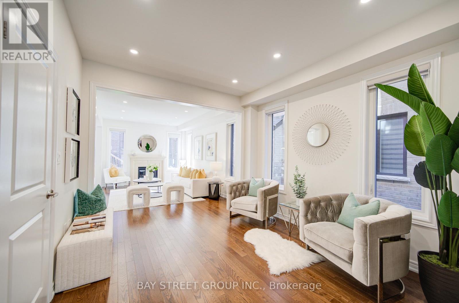 87 Mccague Avenue, Richmond Hill, Ontario  L4S 0M2 - Photo 12 - N12652296