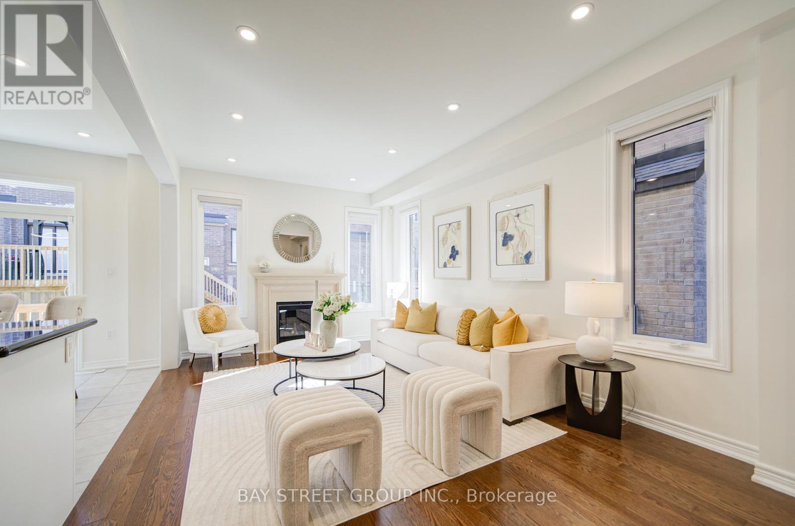 87 Mccague Avenue, Richmond Hill, Ontario  L4S 0M2 - Photo 15 - N12652296