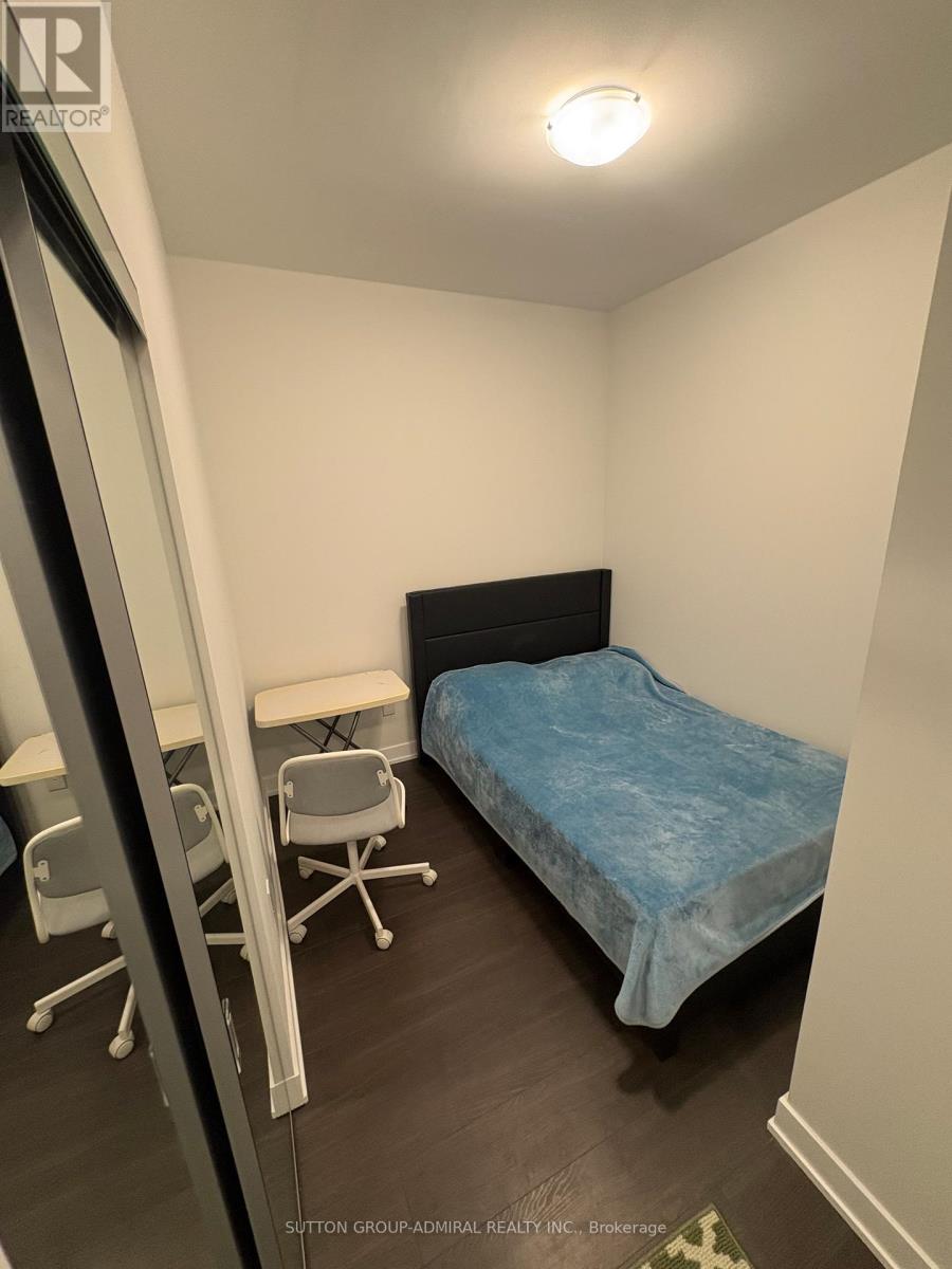 3005 - 430 Square One Drive, Mississauga, Ontario  L5B 0L6 - Photo 3 - W12652306