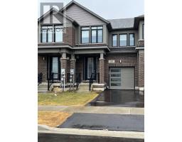 68 FREEDOM CRESCENT, Hamilton, Ontario