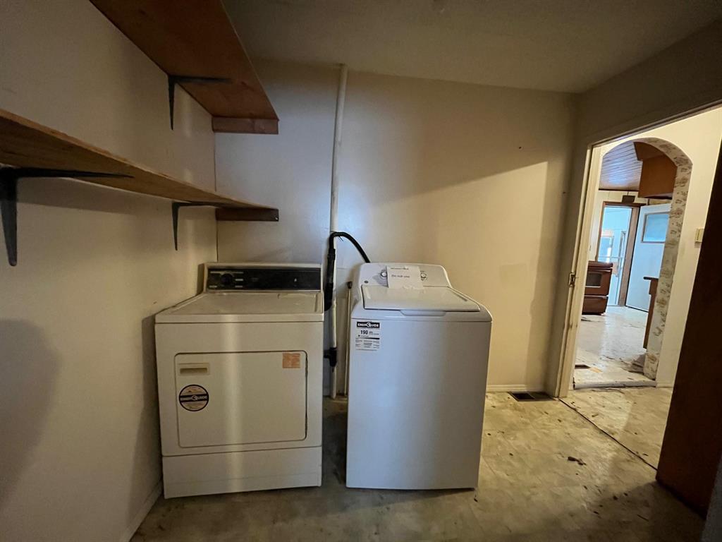 99 Pth #9 Highway, Winnipeg Beach, Manitoba  R0C 3G0 - Photo 10 - 202530245